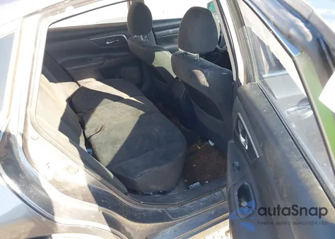 2015 Nissan Altima 2.5/2.5 S/2.5 Sl/2.5 Sv z USA, uszkodzony, nr VIN 1N4AL3AP0FC417916